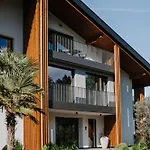 Hallinger Am Waidmannhof Apartment Meran