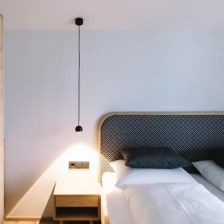 Hallinger Am Waidmannhof *