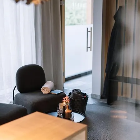 Hallinger Am Waidmannhof Daire Merano