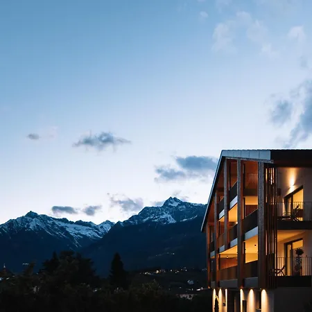 Hallinger Am Waidmannhof Apartmán *